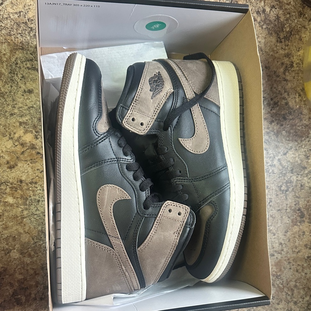 New Jordan Paloma 1 ones Men's Black and Tan Sneakers